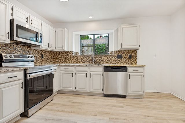 3524 Sweet, Bedford, TX 76021