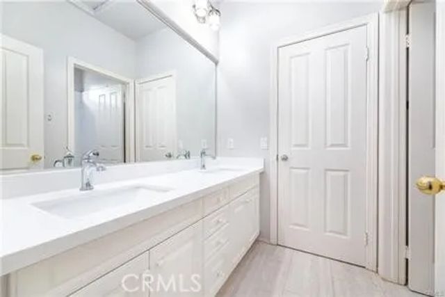 24 Silveroak, Irvine, CA 92620