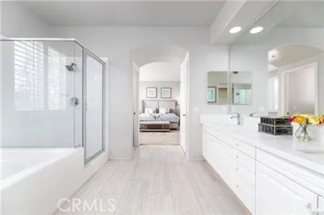 24 Silveroak, Irvine, CA 92620