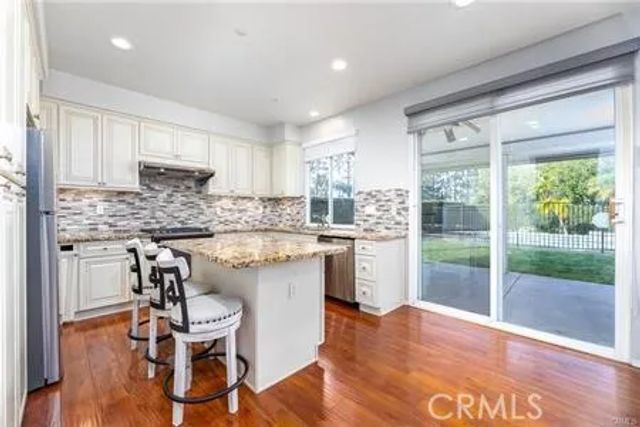 24 Silveroak, Irvine, CA 92620