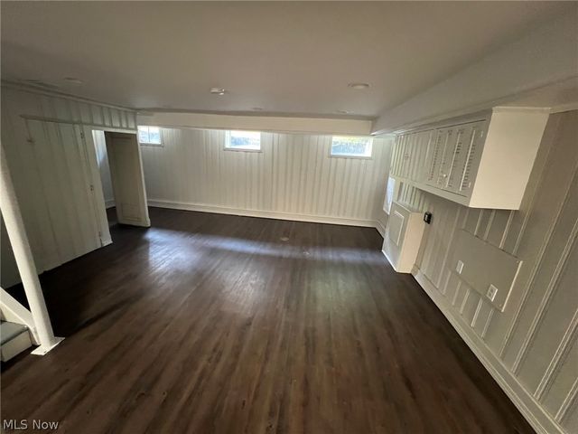 453 Dorchester Road, Akron, OH 44320