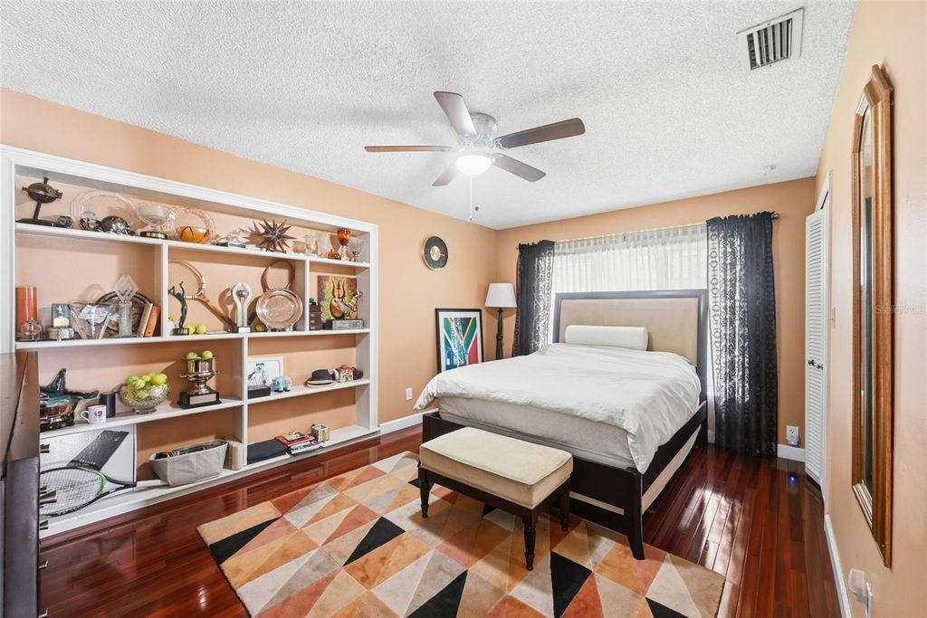 Image 52 of property listing at 5912 TARAWOOD DRIVE, Orlando, FL 32819