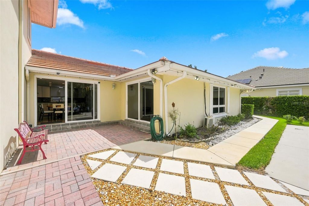Image 60 of property listing at 5912 TARAWOOD DRIVE, Orlando, FL 32819