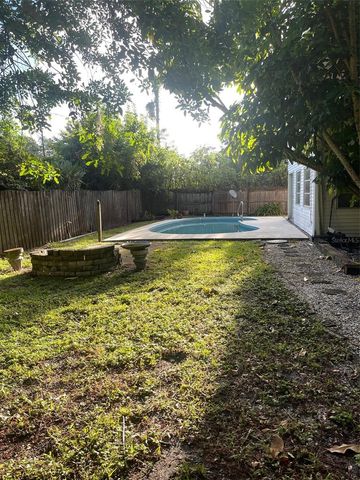 7093 BRENTFORD ROAD, Sarasota, FL 34241