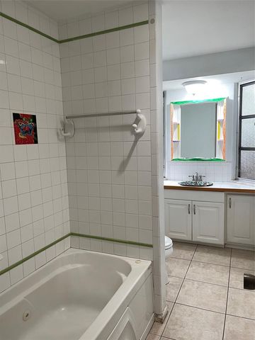 7093 BRENTFORD ROAD, Sarasota, FL 34241