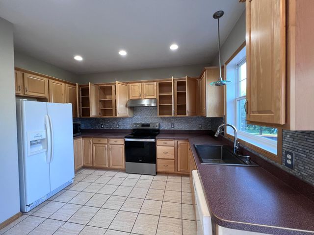 11359 Hastings Street NE, Blaine, MN 55449