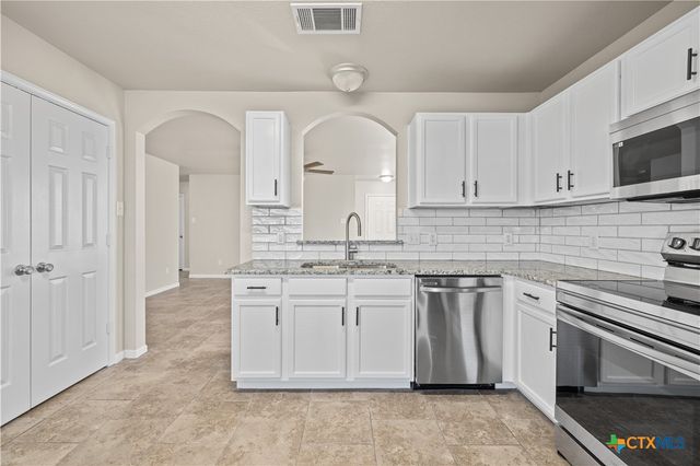 114 Avrshire Lane, Temple, TX 76502