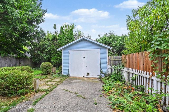 1224 Climax Street, Lansing, MI 48912