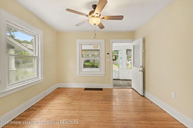 1224 Climax Street, Lansing, MI 48912