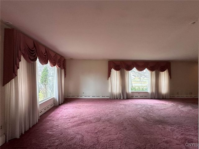 1009 Parkway East, Utica, NY 13501