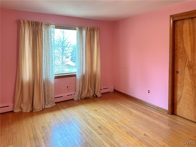 1009 Parkway East, Utica, NY 13501