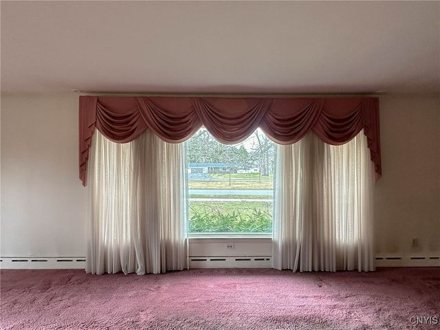 1009 Parkway East, Utica, NY 13501