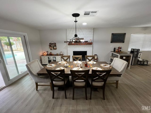 5614 Halifax Street, Bakersfield, CA 93309