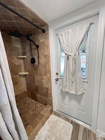 5614 Halifax Street, Bakersfield, CA 93309