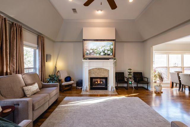 9 Epernay Circle, Little Rock, AR 72223