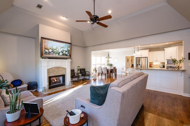 9 Epernay Circle, Little Rock, AR 72223