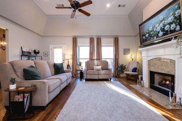 9 Epernay Circle, Little Rock, AR 72223