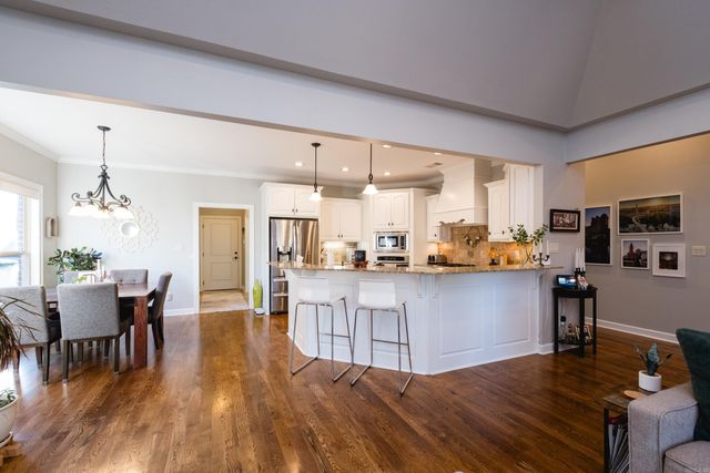 9 Epernay Circle, Little Rock, AR 72223