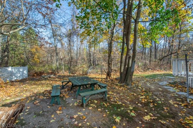 200 Conklintown Rd, Ringwood Boro, NJ 07456