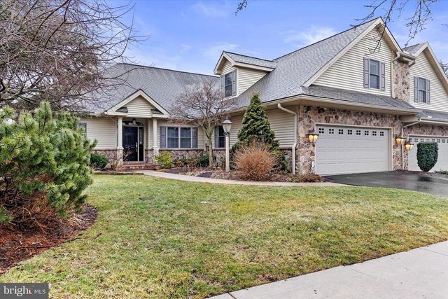 2111 CAREY WAY, Hummelstown, PA 17036