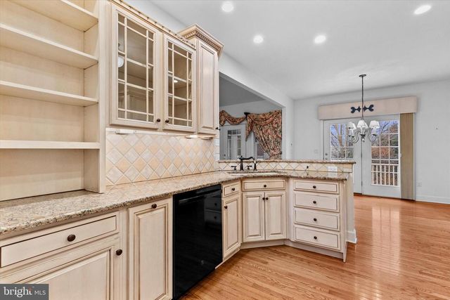 2111 CAREY WAY, Hummelstown, PA 17036