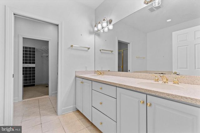 2111 CAREY WAY, Hummelstown, PA 17036