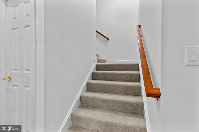 2111 CAREY WAY, Hummelstown, PA 17036