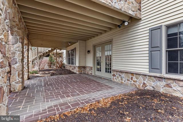 2111 CAREY WAY, Hummelstown, PA 17036