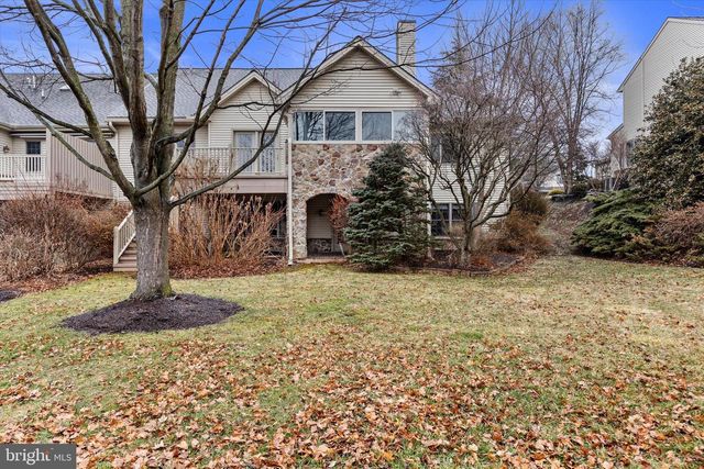 2111 CAREY WAY, Hummelstown, PA 17036