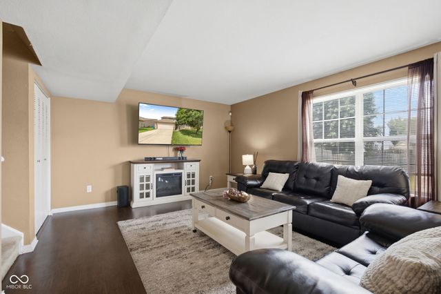 2630 Braxton Drive, Indianapolis, IN 46229
