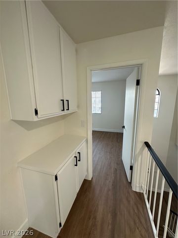 8425 Charles Court, Las Vegas, NV 89145