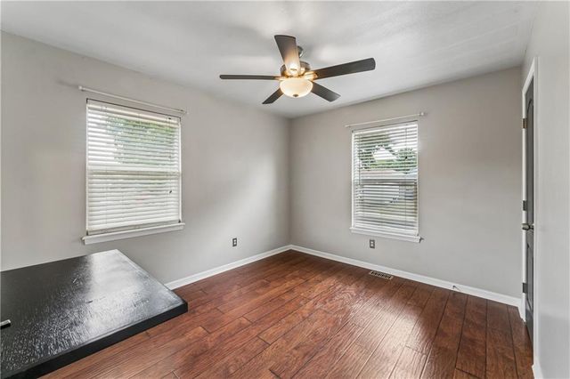 309 NE Brookwood Drive, Blue Springs, MO 64014