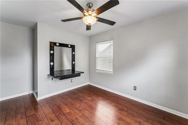 309 NE Brookwood Drive, Blue Springs, MO 64014