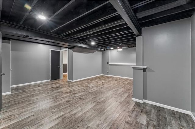 309 NE Brookwood Drive, Blue Springs, MO 64014