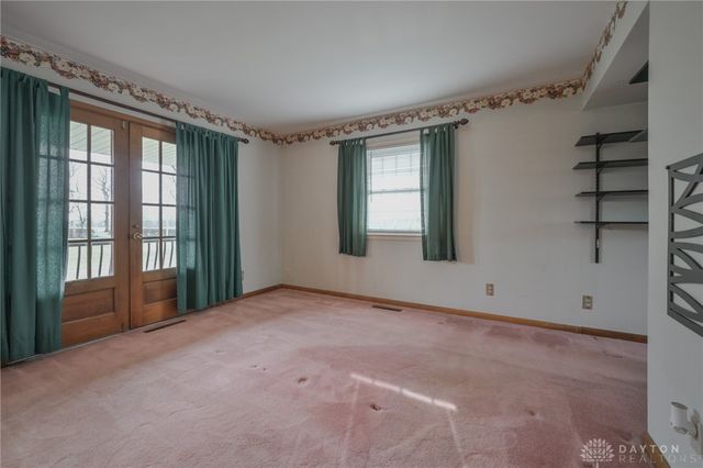 255 S Bird Road, Springfield, OH 45505