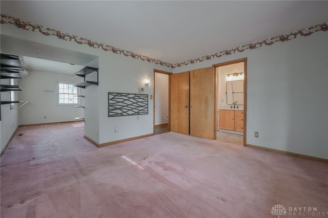 255 S Bird Road, Springfield, OH 45505