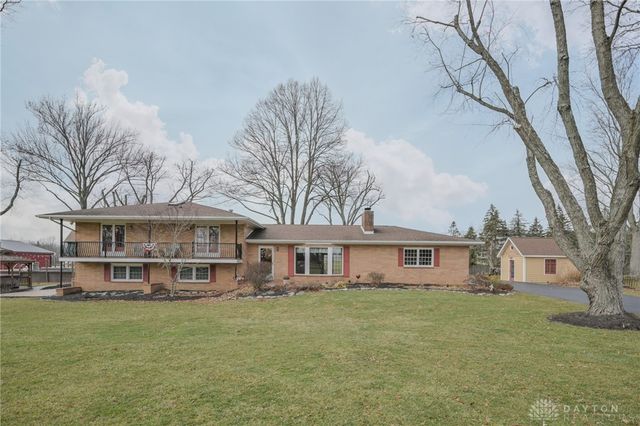 255 S Bird Road, Springfield, OH 45505
