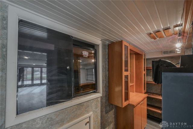 255 S Bird Road, Springfield, OH 45505