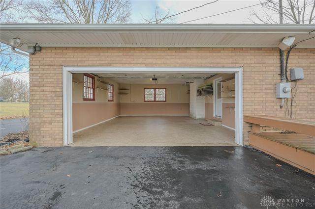 255 S Bird Road, Springfield, OH 45505