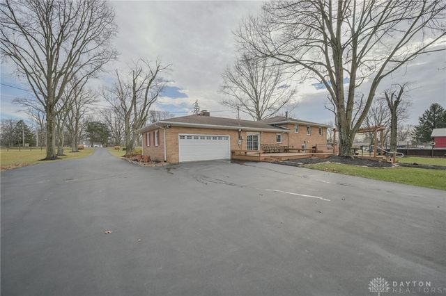 255 S Bird Road, Springfield, OH 45505