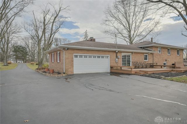 255 S Bird Road, Springfield, OH 45505