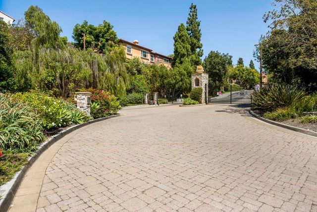 1278 Highbluff Ave, San Marcos, CA 92078