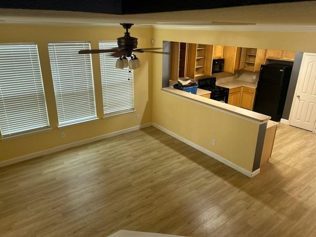 8127 Montague Manor Lane, Houston, TX 77072