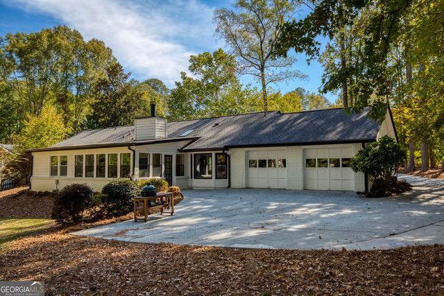 5885 Match Point, Peachtree Corners, GA 30092