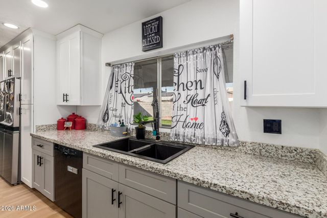 4502 W COLUMBINE Drive, Glendale, AZ 85304