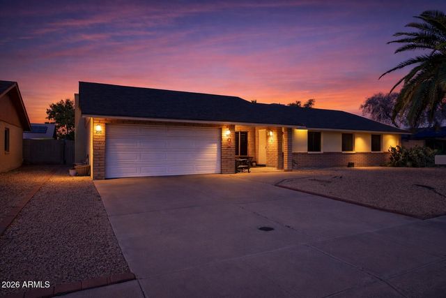 4502 W COLUMBINE Drive, Glendale, AZ 85304