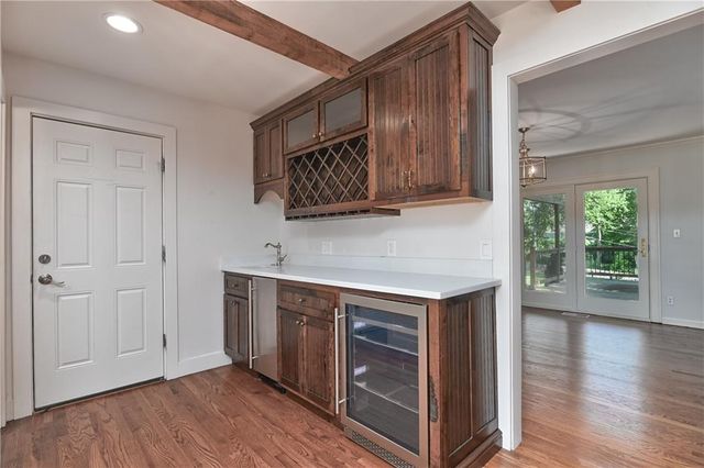 2444 W 103rd Street, Leawood, KS 66206