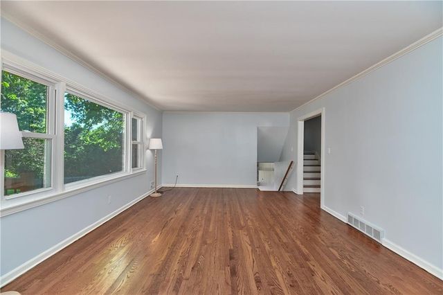 2444 W 103rd Street, Leawood, KS 66206