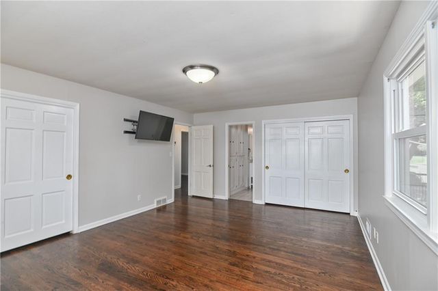 2444 W 103rd Street, Leawood, KS 66206
