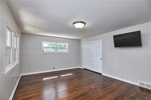 2444 W 103rd Street, Leawood, KS 66206